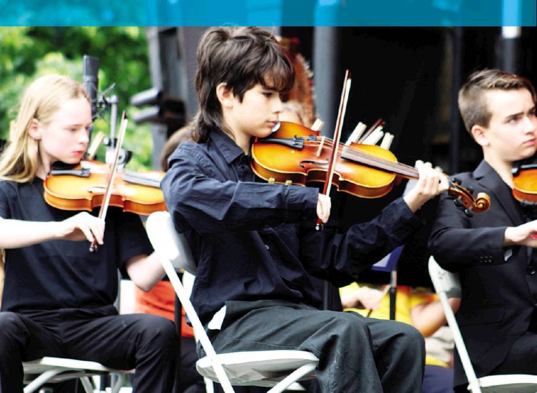 The sound of music fills Moncton / New Brunswick Youth orchestra plays free show for auto fans